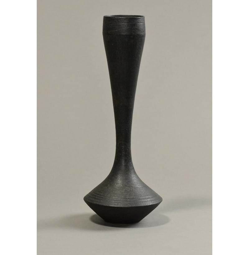 HANS COPER (1920-1981); a stoneware hourglass vase. 
