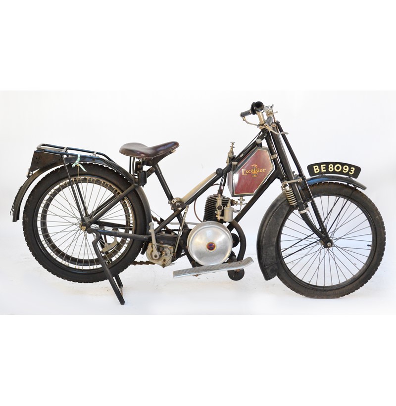 A 1921 Excelsior 250cc motorcycle.